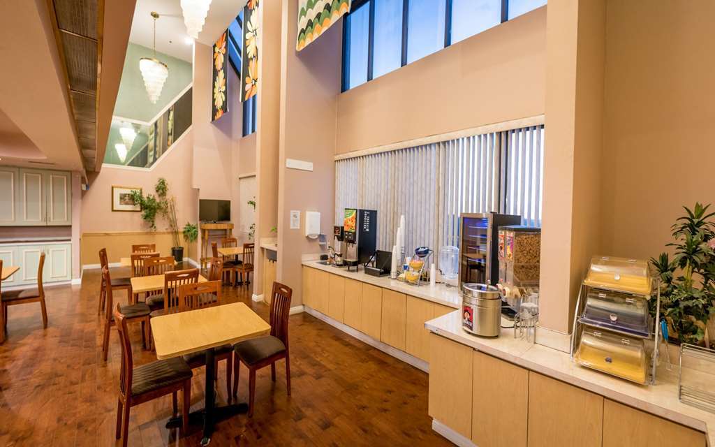 San Bernardino Inn & Suites レストラン 写真