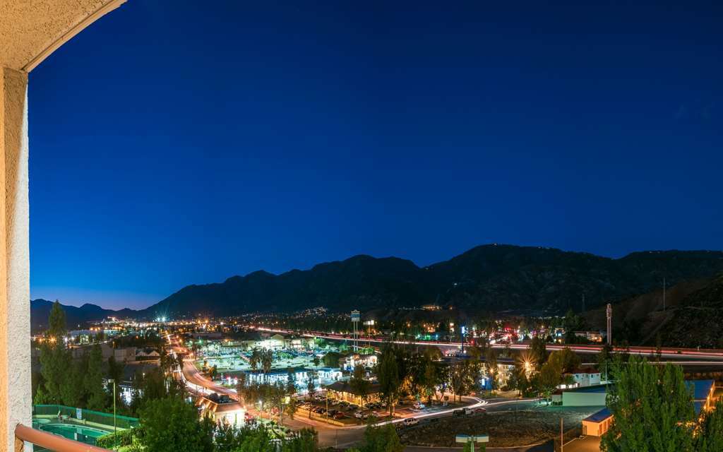 San Bernardino Inn & Suites 部屋 写真