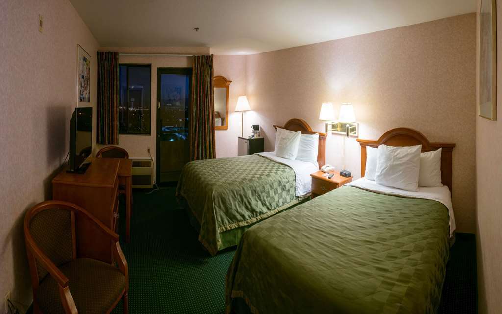 San Bernardino Inn & Suites 部屋 写真