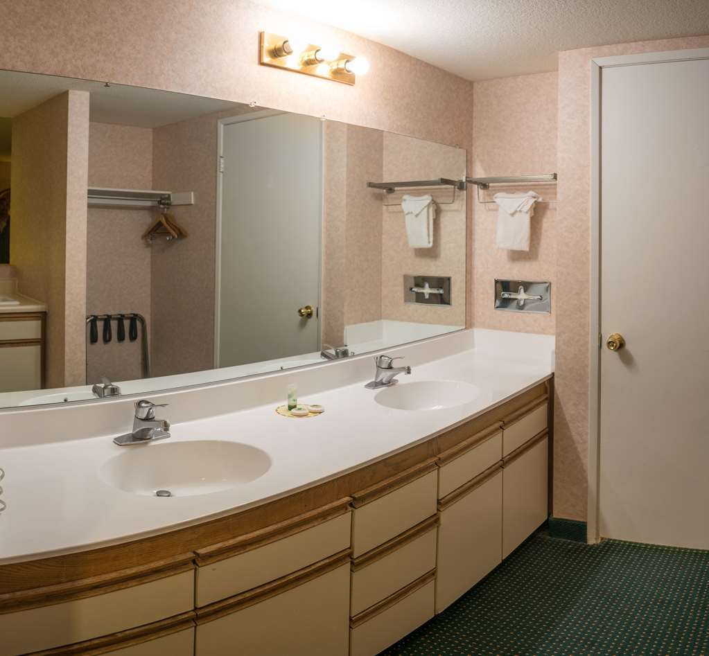 San Bernardino Inn & Suites 部屋 写真
