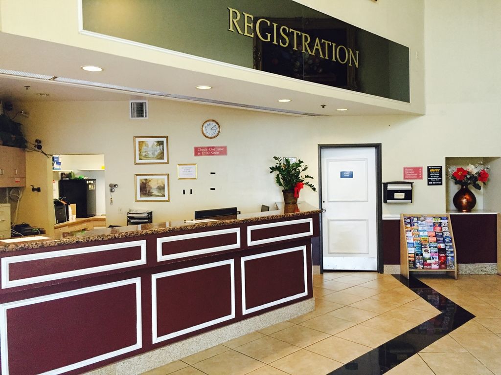 San Bernardino Inn & Suites インテリア 写真