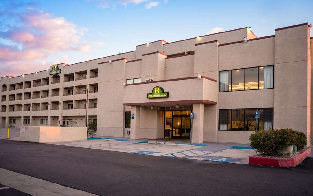 San Bernardino Inn & Suites エクステリア 写真
